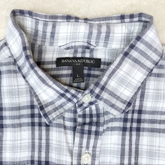 ⛔️SOLD⛔️ Men’s Banana Republic Plaid Linen Shirt - Picture 2 of 7